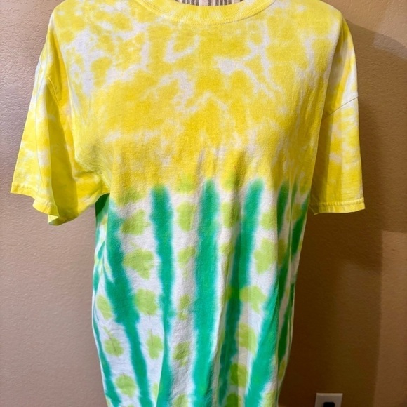 Tie Dye T-Shirt Large Gildan Yellow Green White Short-Sleeved 100% Cotton Tee - Picture 3 of 12